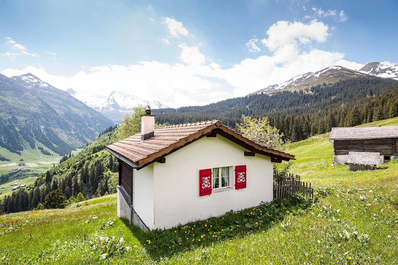 Hotel Cuntera Curaglia エクステリア 写真