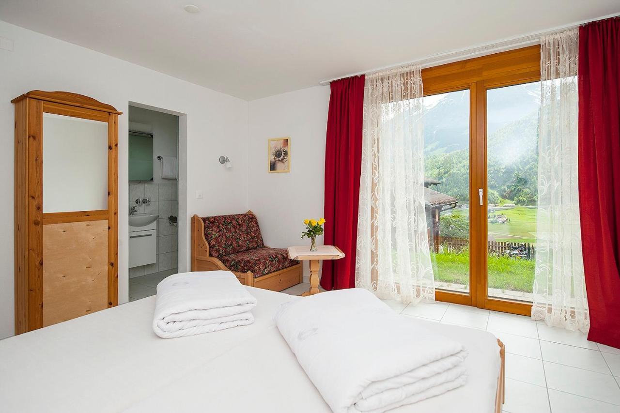 Hotel Cuntera Curaglia 部屋 写真